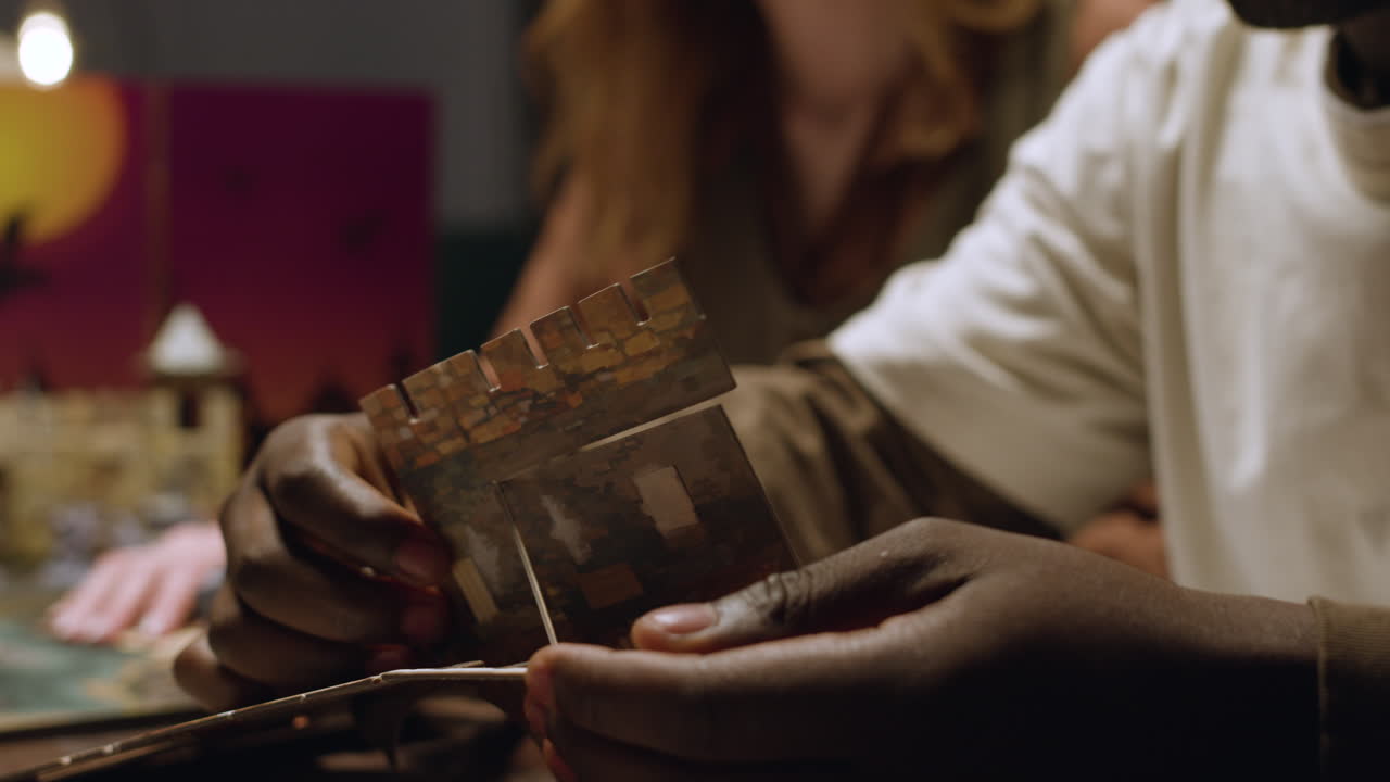 역할 게임을 준비하는 사람