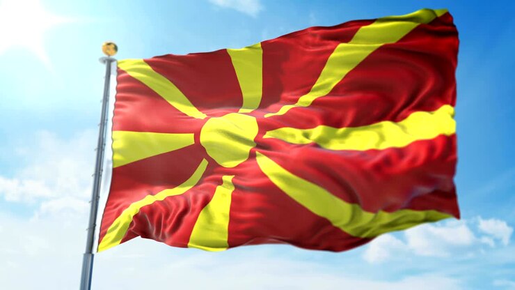 Mazedonien-Flagge nahtloses 3D-Rendering-Video. Wunderschönes, wehendes Textilgewebe in Endlosschleife.