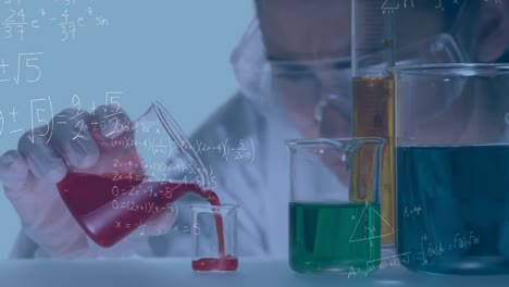 animación de ecuaciones matemáticas sobre una científica que sostiene un vaso