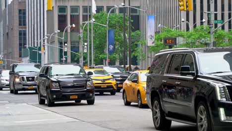 traffic on west 49th and 6th avenue