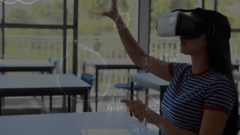 Mathematische-Gleichungen-Schweben-Gegen-Ein-Kaukasisches-Mädchen,-Das-In-Der-Grundschule-Ein-VR-Headset-Trägt