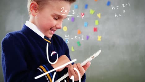 Ecuaciones-Matemáticas-Contra-Niño-Usando-Tableta-Digital-En-La-Escuela