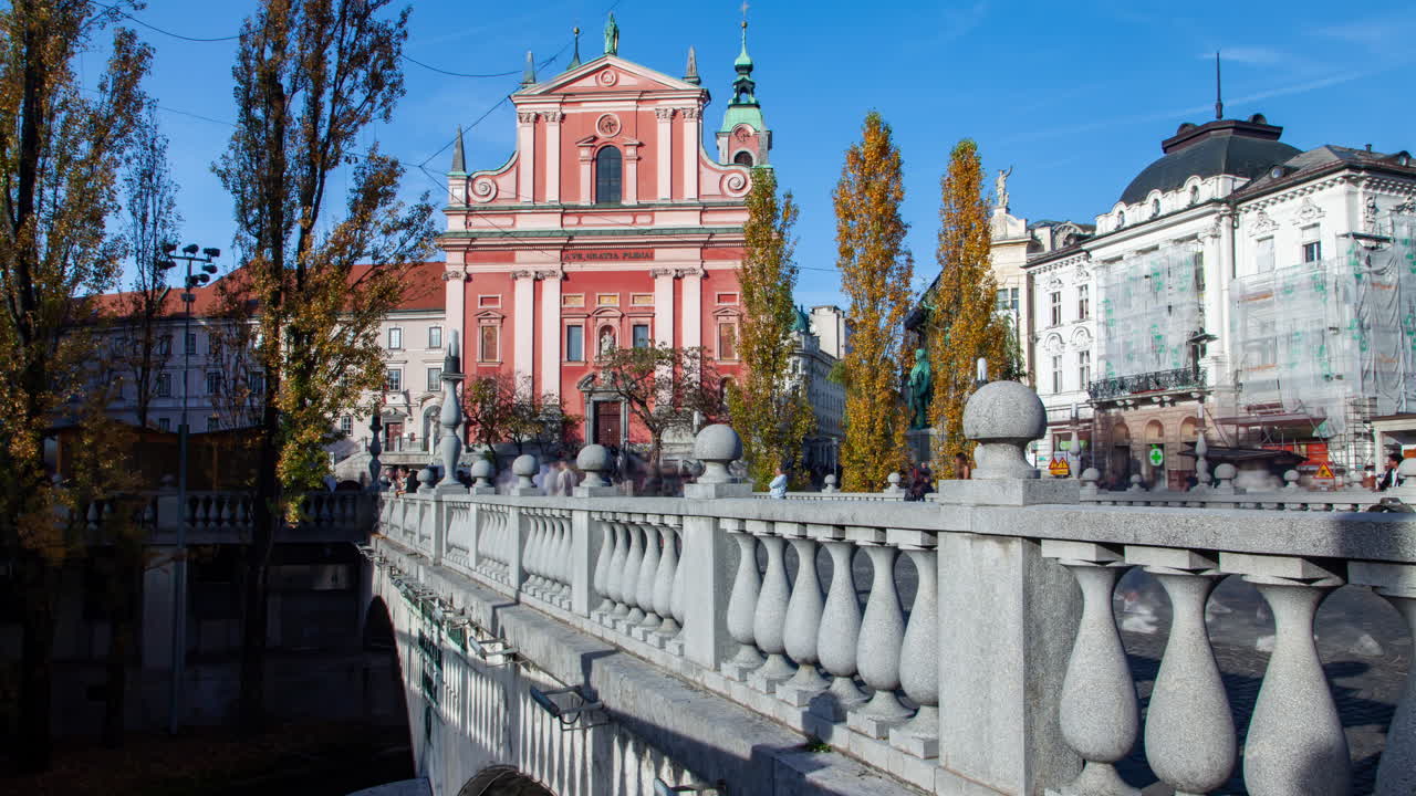 Ljubljana Tromostovje & Church Scenery
