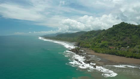 Costa-Rica-tropical-shoreline-on-Pacific-ocean-side,-aerial