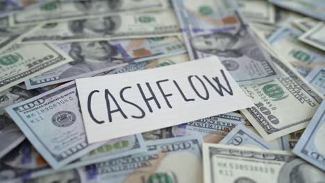 Concept-of-good-cash-flow-with-u