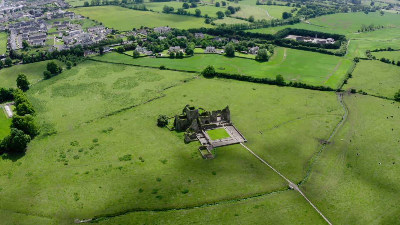 Overhead view of an Irish castle in the countryside.