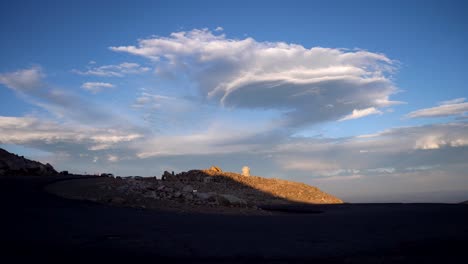 Lapso-De-Tiempo-De-La-Puesta-De-Sol-En-El-Monte-Evans,-Colorado