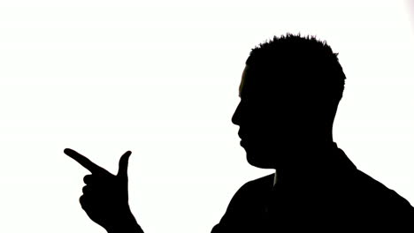 silueta de un hombre de negocios dando
