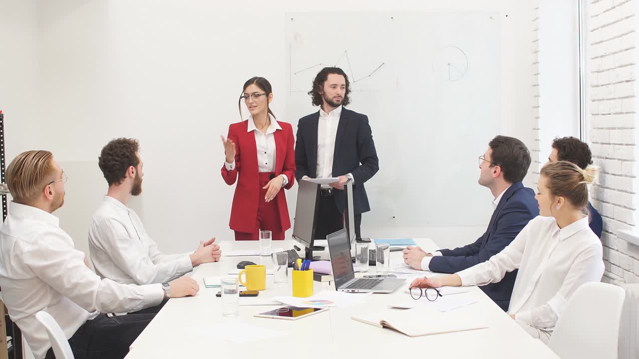 gerentes activos en la conferencia