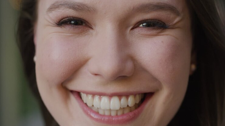 Portrait beautiful woman smiling happy