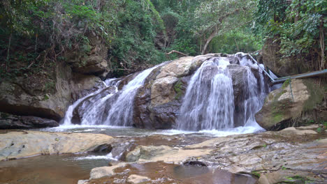 beautiful-Mae-Sa-Waterfall-in-Chiang-mai,-Thailand