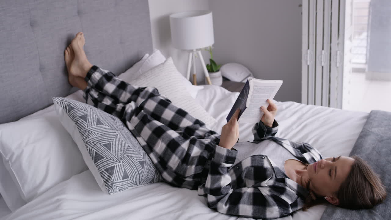 un libro al día mantiene alejada la tristeza