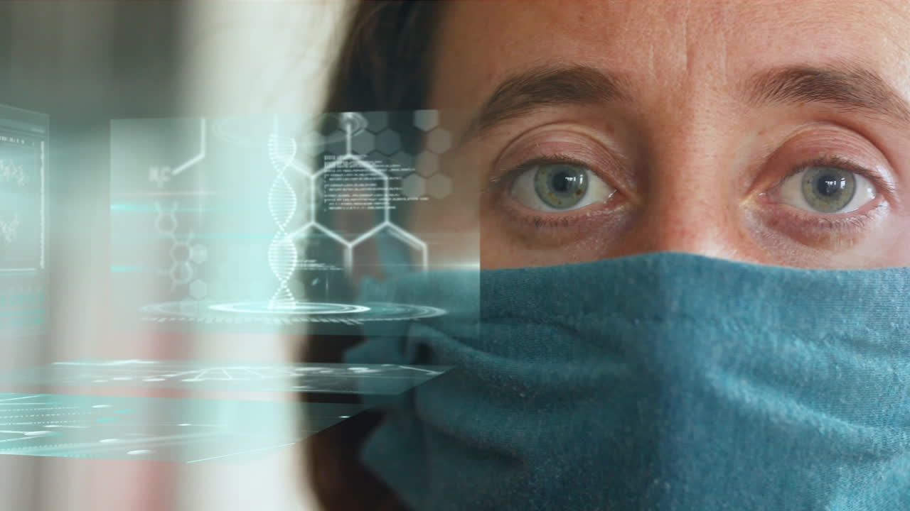 Animazione di elaborazione dati su donna caucasica che indossa mascherina.