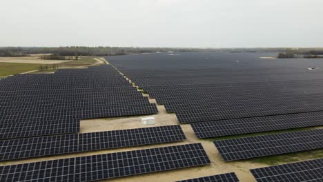 Aerial-view-of-large-solar-farm