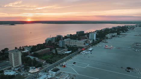 imágenes aéreas de la playa de mamaia, constanta, rumania