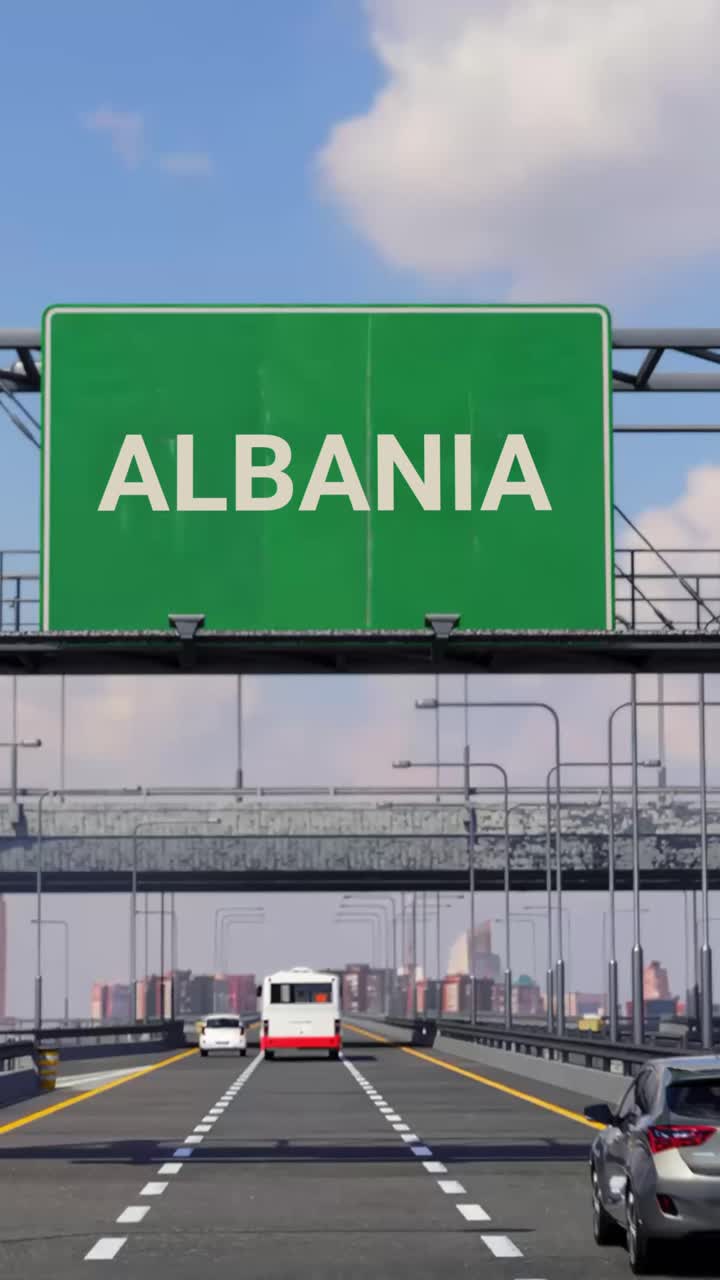 autopista de albania con avión en el cielo