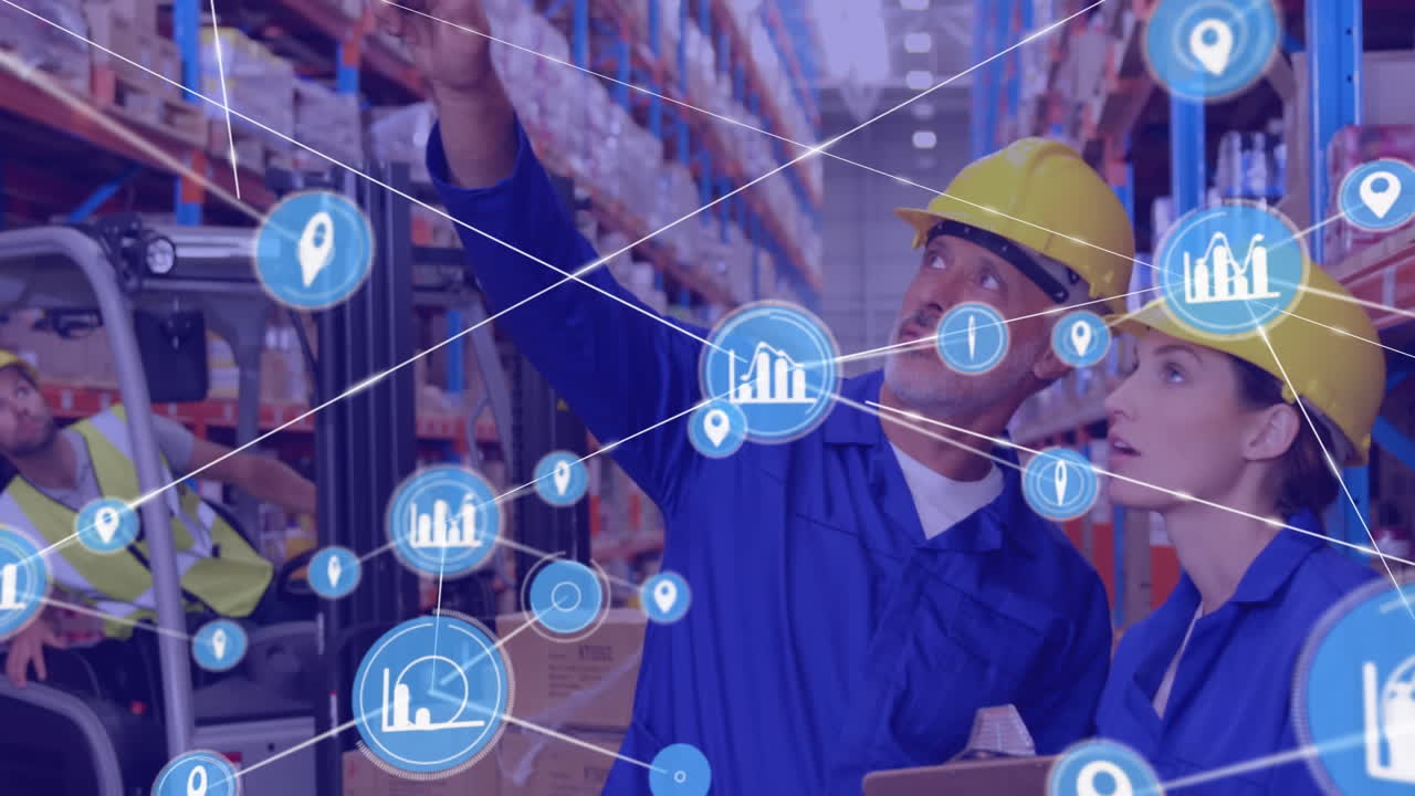 animación de redes de conexiones con iconos sobre personas que trabajan en el almacén