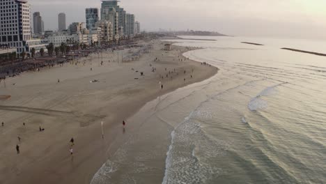 playa de tel aviv - durante la puesta de sol