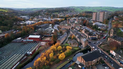 Luftaufnahmen-Der-Marktstadt-Sowerby-Bridge