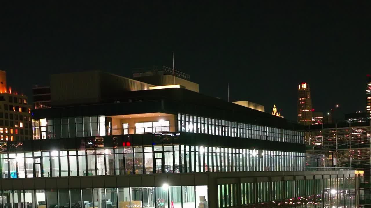 ミッドタウン・マンハッタンのエンパイアステートビル夜景
