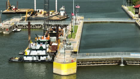 Aerial-View-Of-Mississippi-River-Lock-and-Dam-No