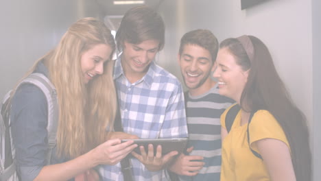 animación de fondo de luz sobre diversos estudiantes sonriendo y usando la tableta