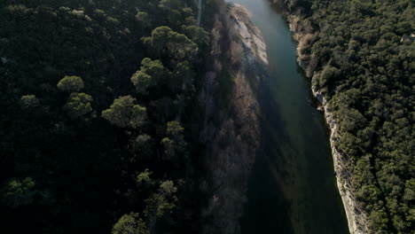 Flying-over-the-Gardon,-near-Nimes,-Pont-du-Gard,-South-of-France