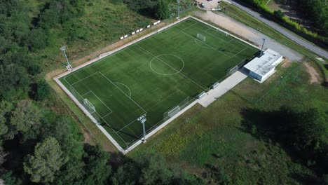 Fußballplatz-Am-Straßenrand-In-Gualba