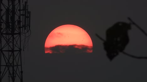 Sonnenuntergang-Orange-Sonne---Turm