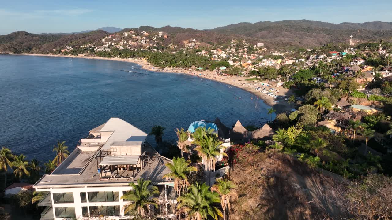 sayulita, la principal playa y pueblo de méxico