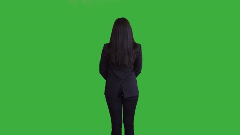 mujeres de negocios jóvenes y hermosas que representan a emprendedores exitosos