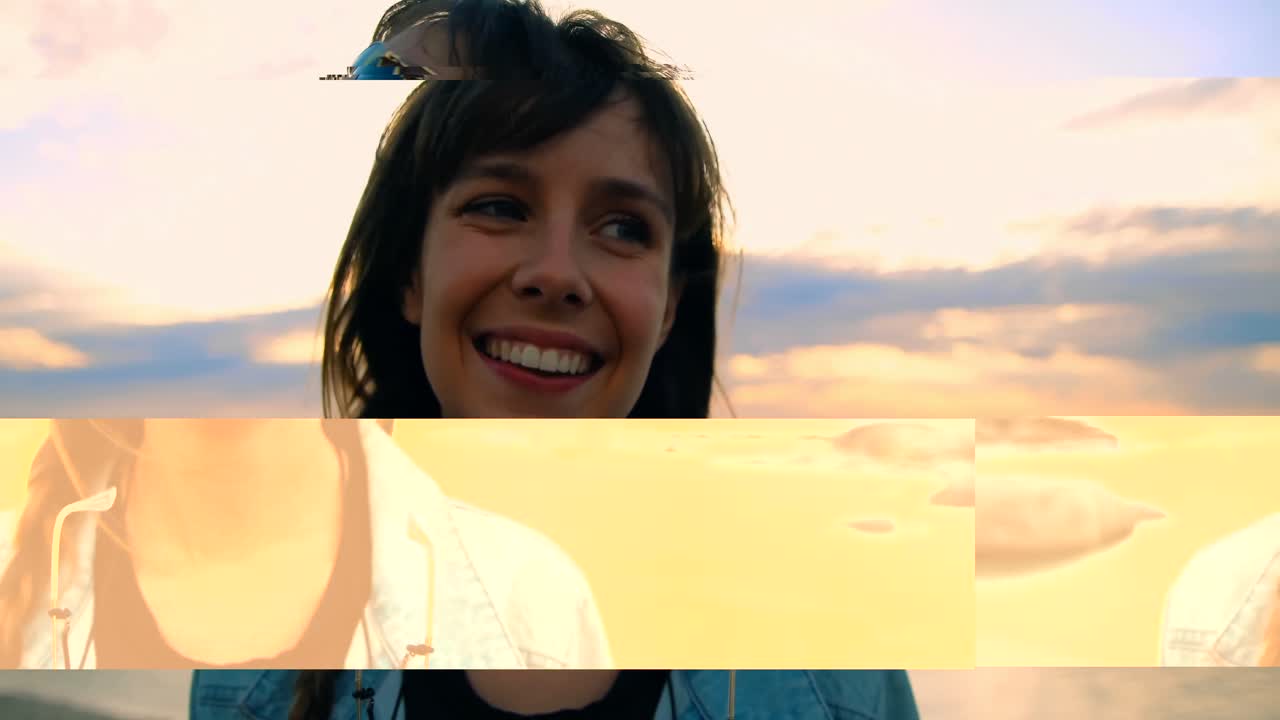 mujer con gafas de sol de pie cerca de las barandillas 4k