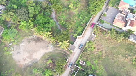 Fahrzeuge,-Die-In-Richtung-Eines-Strandes-In-Der-Nähe-Von-Chennai-Fahren