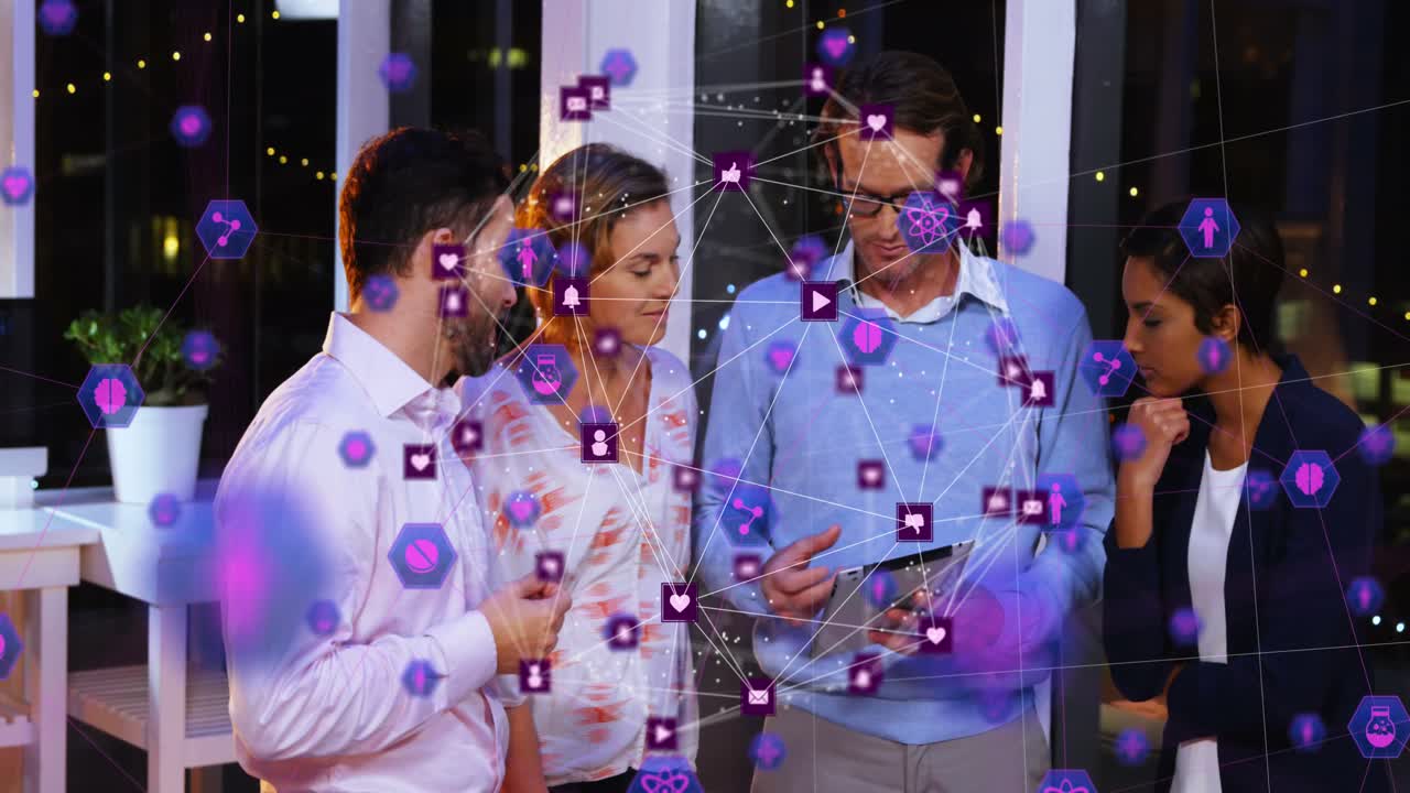 Animación de red de conexiones sobre diversos profesionales en la oficina