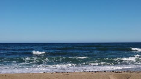 ocean waves at the beach