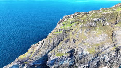 Ireland-Epic-locations-flyover-Sheep’s-Head-into-Bantry-Bay-West-Cork-on-the-Wild-Atlantic-Way-on-a-sunny-day