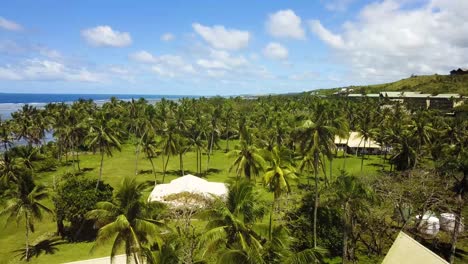 Drohnenaufnahmen-Von-Suva-Und-Anderen-Teilen-Der-Fidschi-Inseln,-Einschließlich-Der-Hauptstadt,-Strände,-Resorts-Und-Der-Natur,-Uhd-4