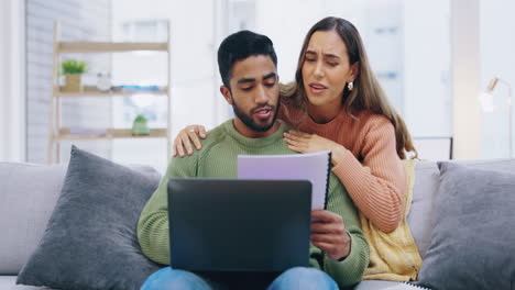 estrés de la deuda, pareja y documento con apoyo