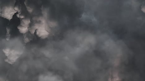 Puesta-De-Sol-Colorida-Y-Nubes-En-Tormenta-Eléctrica