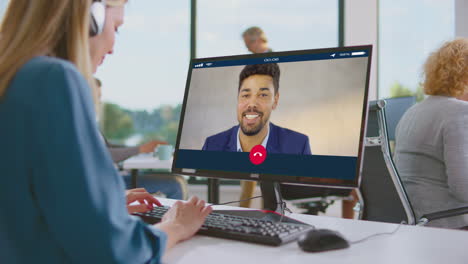 videoconferencia en un entorno de oficina