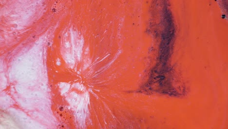 arte de resina naranja y blanca
