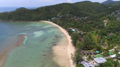 vista aérea de una hermosa playa tropical