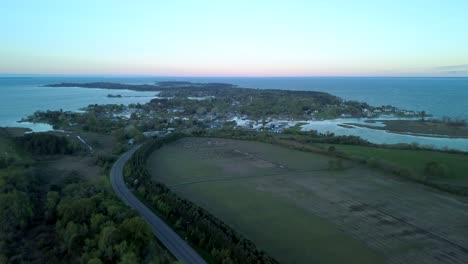 Blaue-Morgendämmerung-Bricht-über-Der-Historischen-Insel-In-Der-Chesapeake-Bay-An