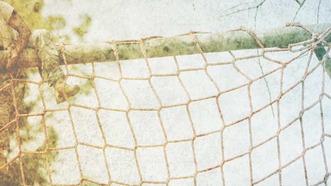 장애물 코스 중 남성 군인의 애니메이션