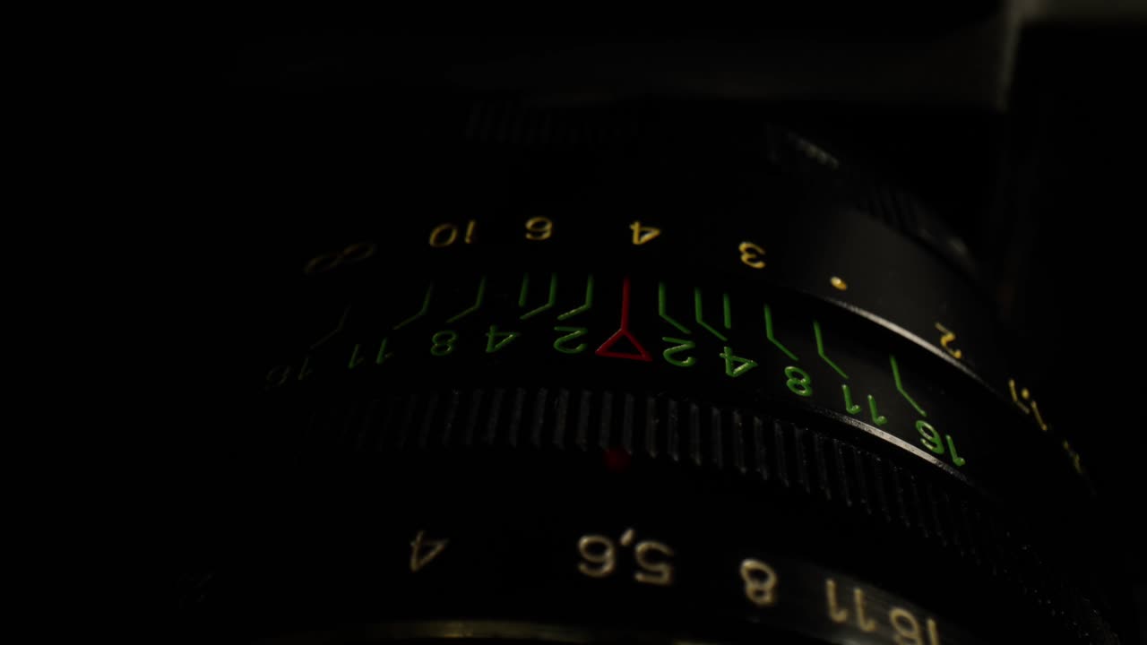 Macro close-up of the old lens.