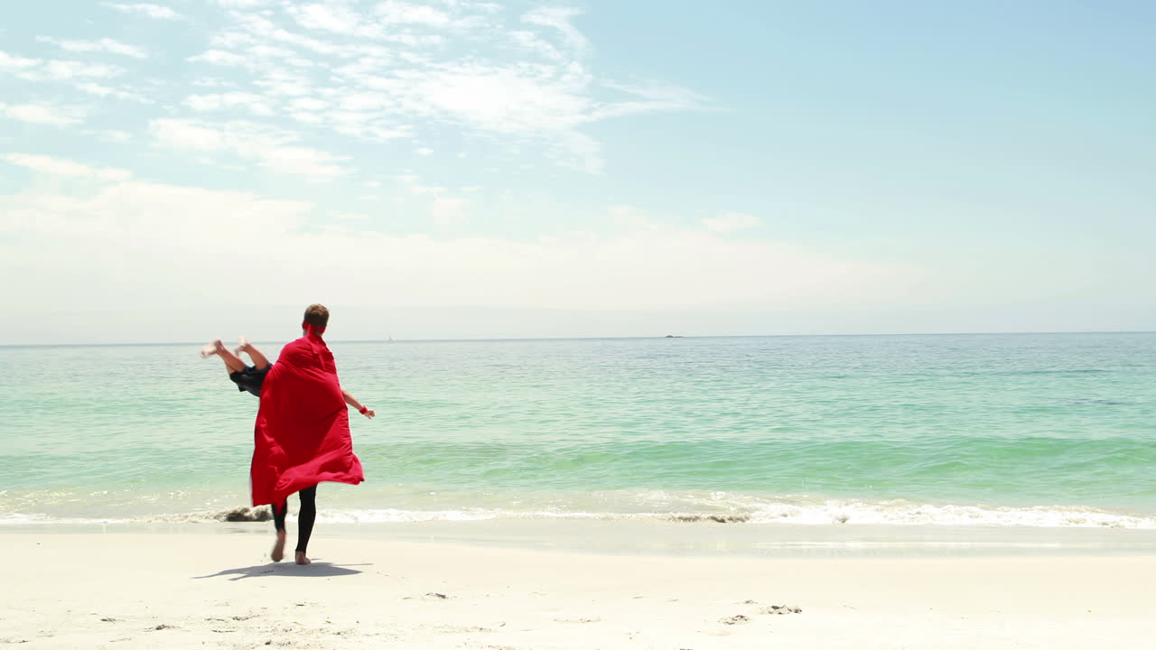 아버지와 아들이 슈퍼히어로인 척하는