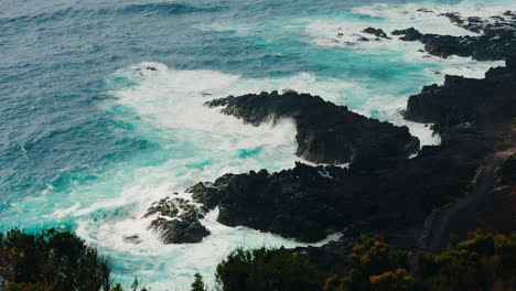 Slow-motion-wide-shot-of-rocky-coastline