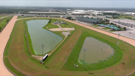 video aéreo del parque de carreras de houston