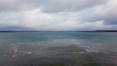 Buque-Generó-Corrientes-De-Agua-En-El-Puerto-De-Holyhead