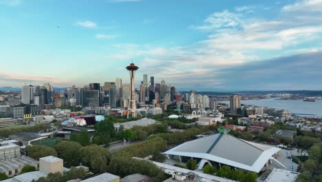 Rising-aerial-shot-of-Seattle-Center-amenities-on-a-bright-summer-evening